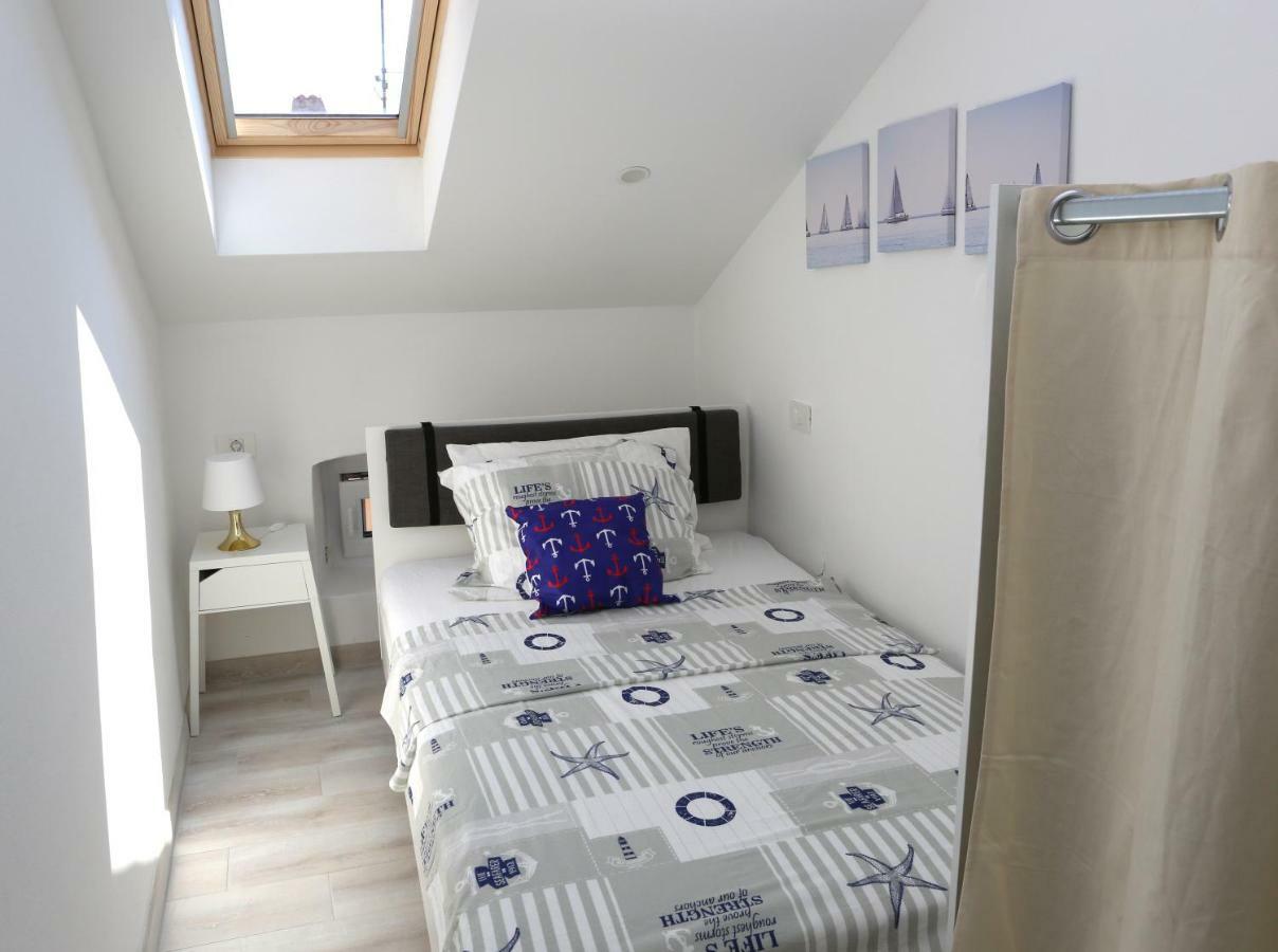 Sweet Suite With Free Private Parking Pola Esterno foto